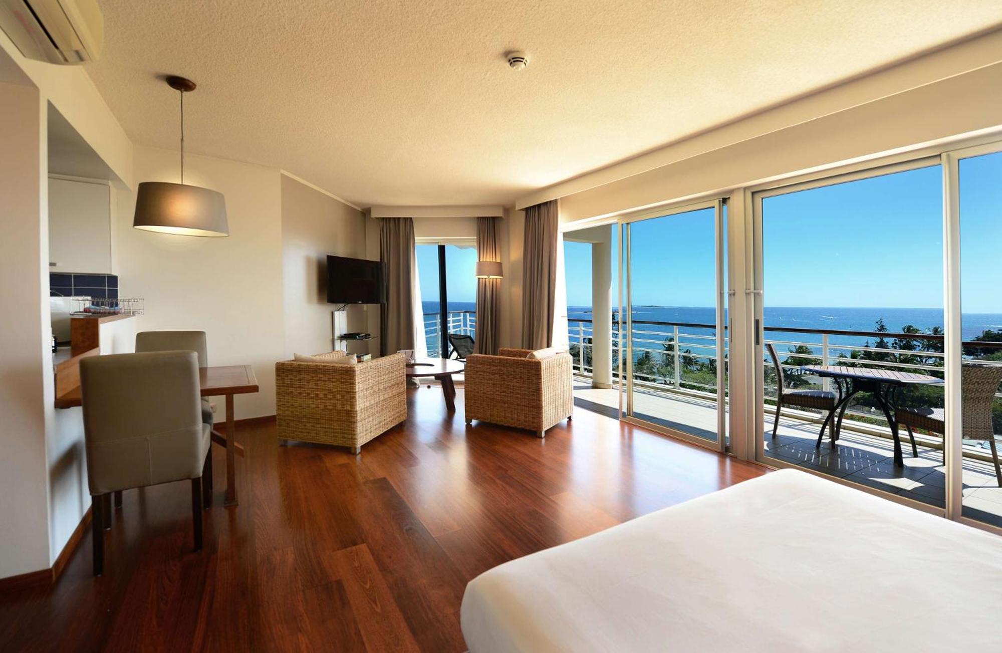 Hilton Noumea La Promenade Residences Exterior foto
