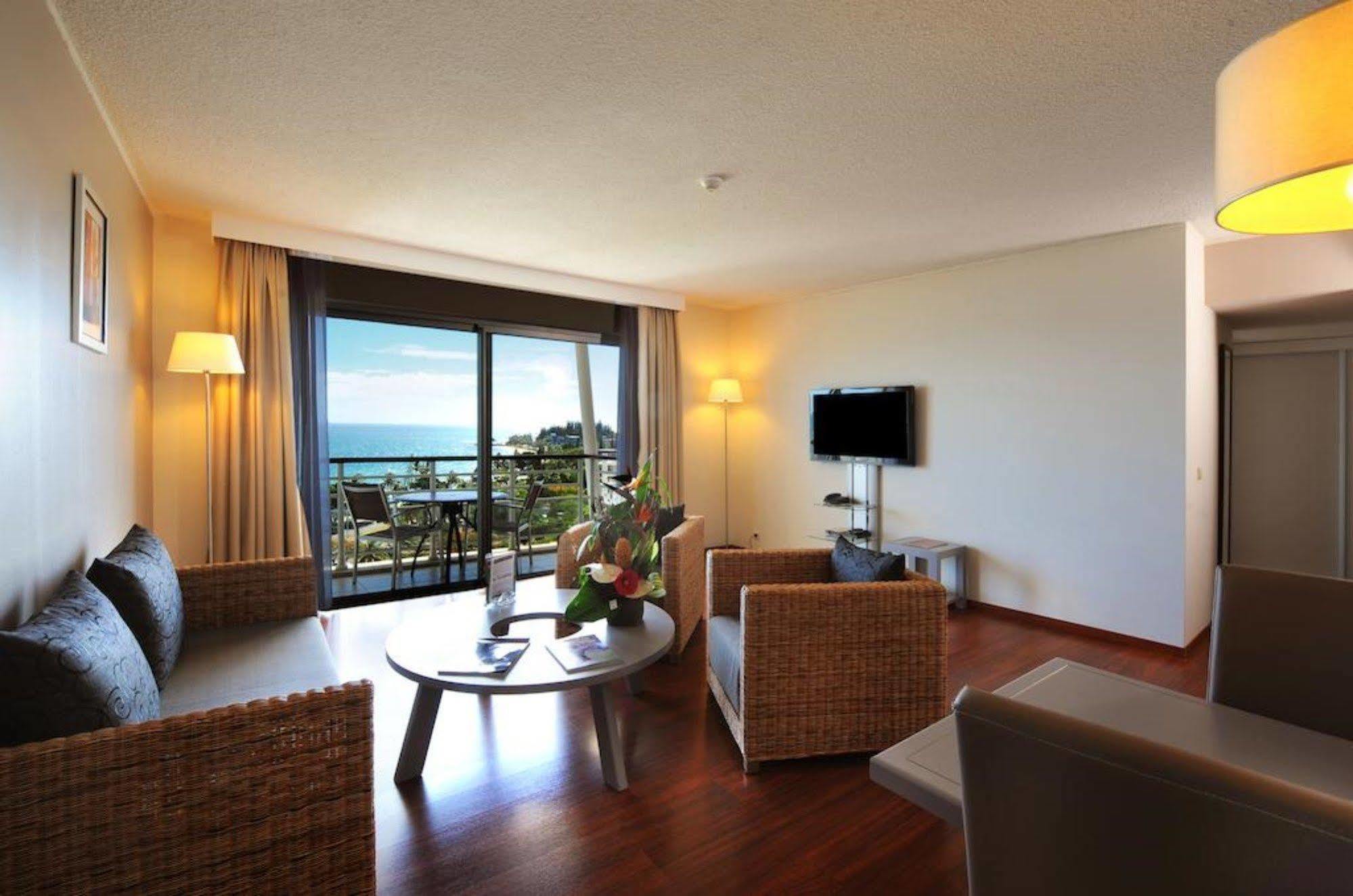 Hilton Noumea La Promenade Residences Exterior foto